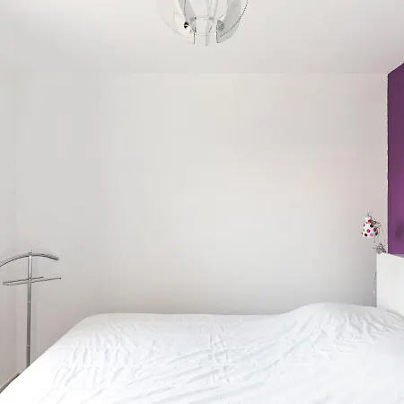 Quiet With Garden Holiday home Englesqueville-la-Percee