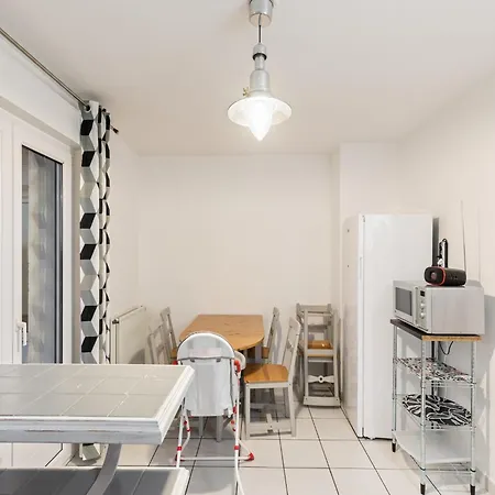 Prázdninový dům Tranquil Garden Retreat By The Sea *