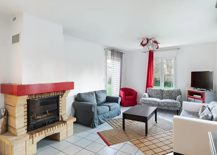 Tranquil Garden Retreat By The Sea Casa vacanze