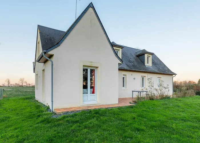 Tranquil Garden Retreat By The Sea Casa vacanze *